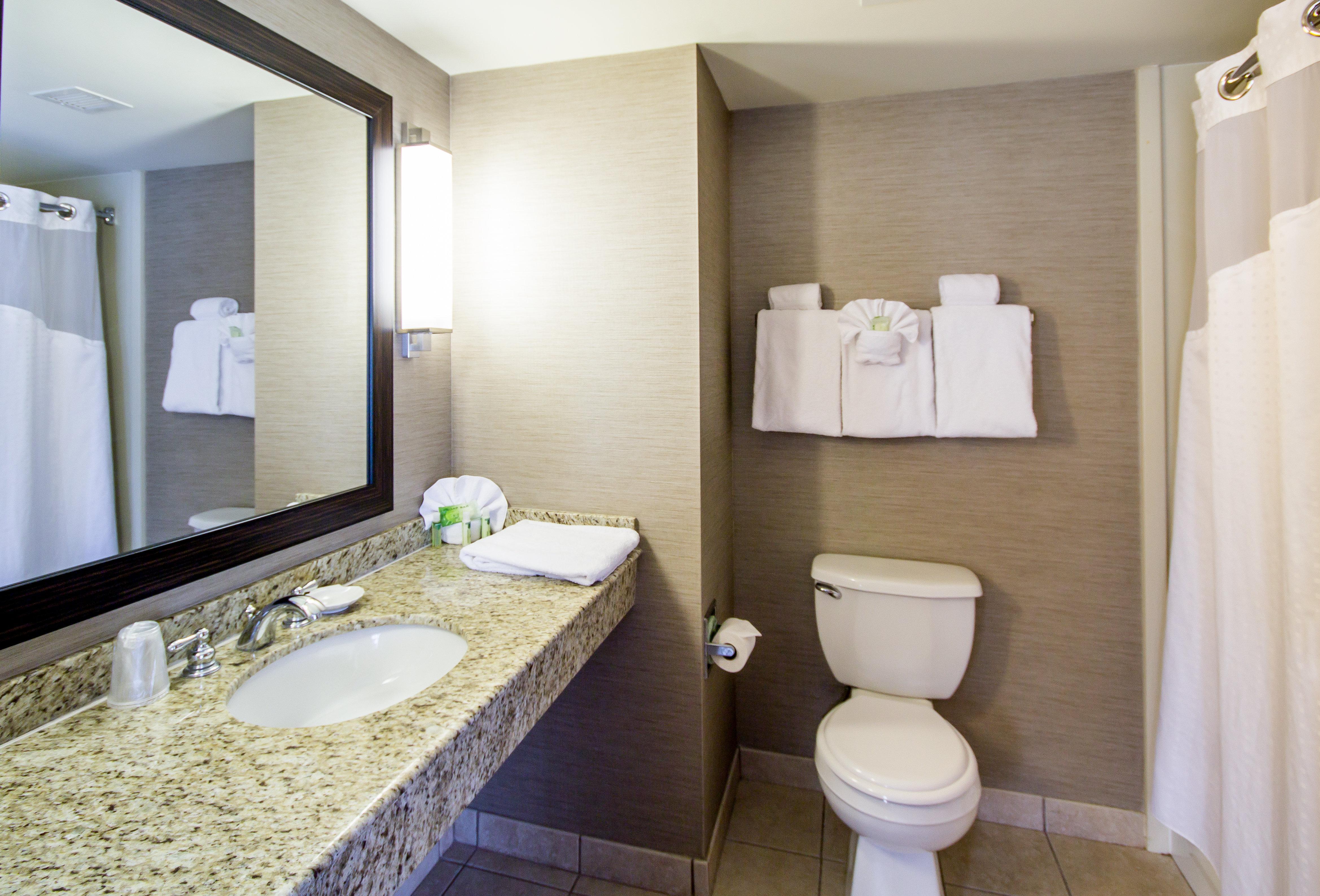 Holiday Inn Express Hotel & Suites Auburn By Ihg Exterior photo