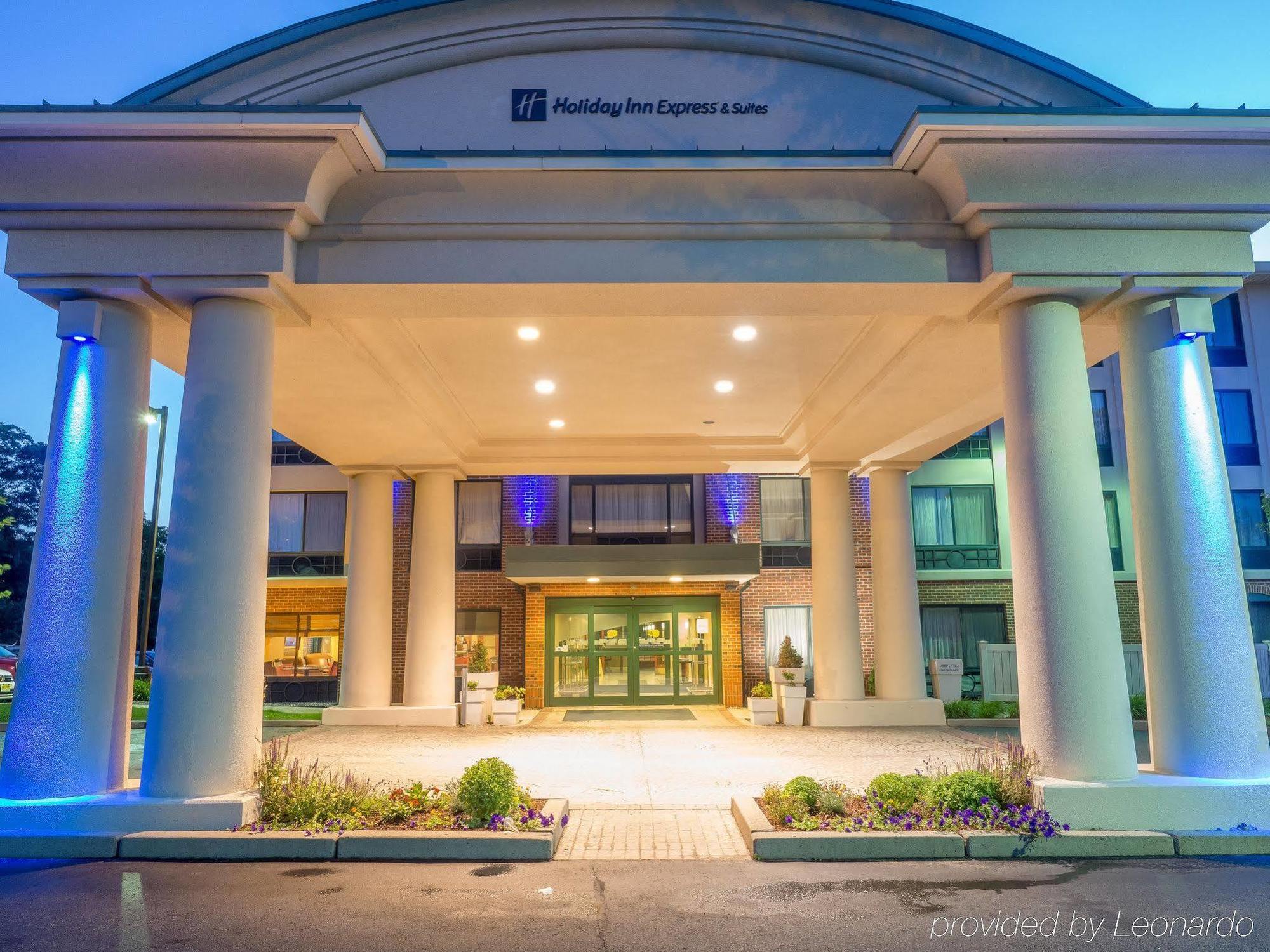 Holiday Inn Express Hotel & Suites Auburn By Ihg Exterior photo
