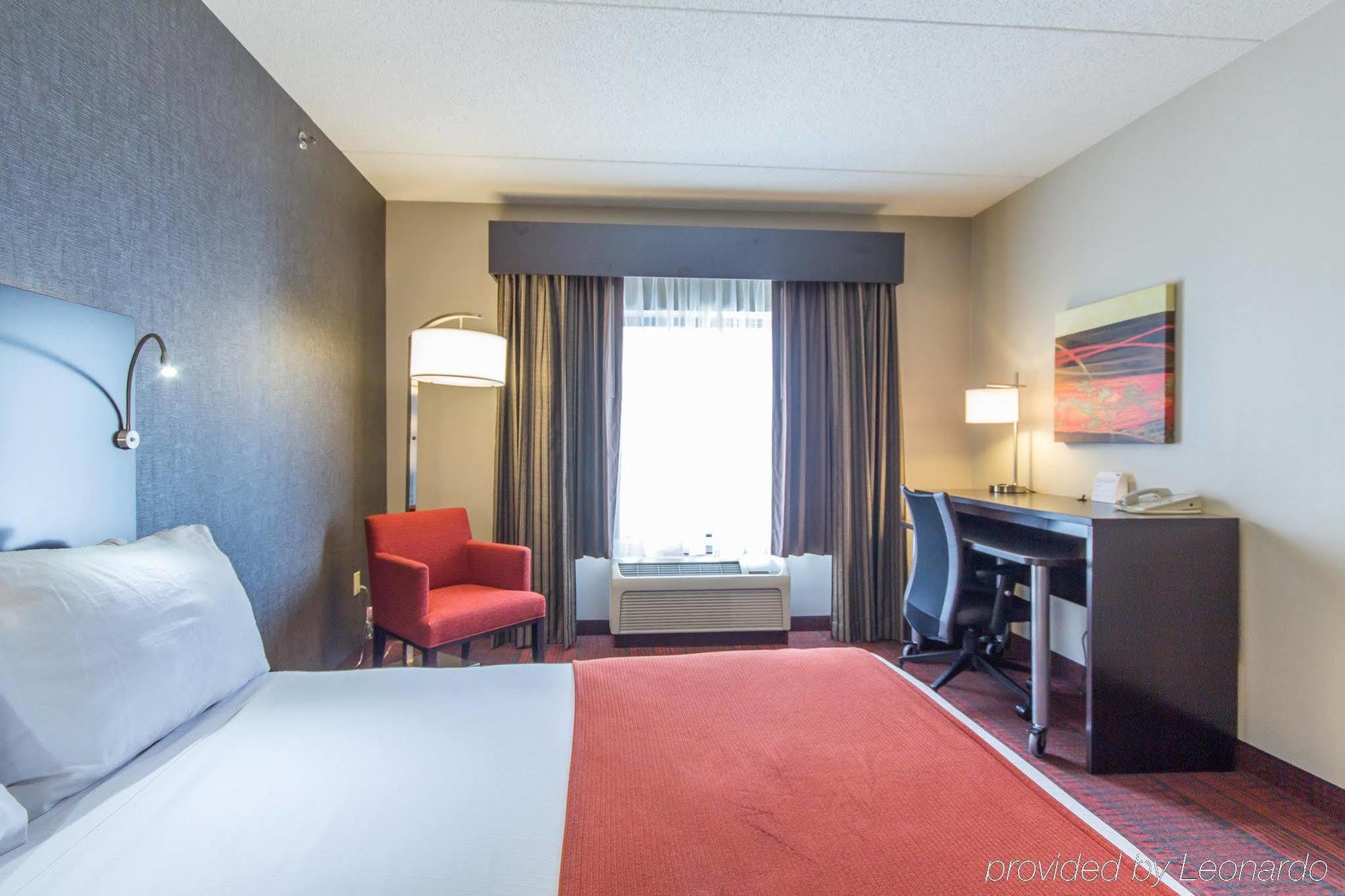 Holiday Inn Express Hotel & Suites Auburn By Ihg Exterior photo
